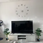 Beckton Docklands - 1 Bedroom - Sleeps 4 - Wifi