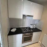 2 Bed Flat Greenwich