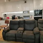 Canary Wharf Homestay