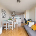 Stratford Skyview Apartment