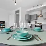 Modern 2Br Near Tower Bridge