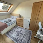 Studio Room, Nice View And Great Price In Hammersmith