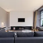 Cadogan Square II