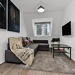 1 Bed Apartment- Finsbury Park D