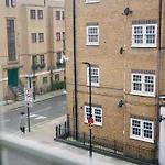 The Chic Townhouse In Kings Cross!!! 3 Floors