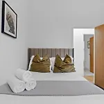 Livestay Affordable One Bedroom & Studio In India Docks E14