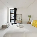Londwell, Canary Wharf River Thames Penthouse