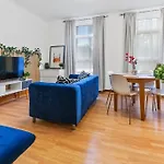 Modern Apartment In Leytonstone