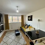 Shoreditch Luxe Retreat