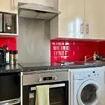 Flat In Victorian West Kensington Mansion