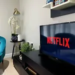 Spacious Modern 3 Bed Apartments In London Bridge With Netflix And Free Carpark