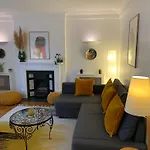 Prime Notting Hill, Luxurious 2 Beds, Roof Terrace