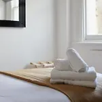Royal Hideaway - La Reserve South Kensington