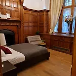 Traditional English Victorian Apartment