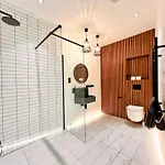 Luxury Kensington House