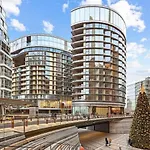 Spacious 3-Bedroom With Stunning Battersea Views