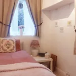 Centrel To London Single Bed Room Quiet Home With Host And Breakfast