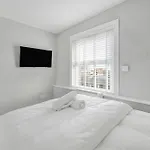 Studio 169