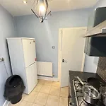 Cozy Two Bedroom Apartment In Central London