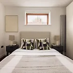 The Belsize Park Escape - Modern 2Bdr Apartment