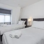 Elegant Mayfair Apartment 5