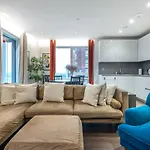 Lexington Suite Devereux Residences