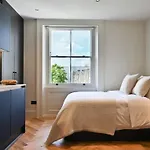 Central London Ensuite, Exclusive Experiences
