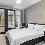 Cozy 2 Bedrooms, Devons Rd Dlr