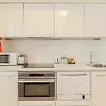 Modern 1Br Duplex Near Monument
