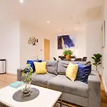 Hybrid Resi - London, Greenwich Near O2 Arena