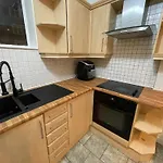 Stunning Apartment Near Paddington - Sleeps 8