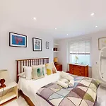 1Bed Maisonette - 12 Min To Denmark Hill Station