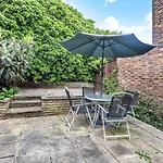 Single Room In London
