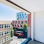 Impeccable 1-Bed Apartment In London