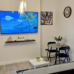 Crystal Palace Stylish Gfloor 1Bed Apartment,3 Minutes Walk To Crystal Palace Station