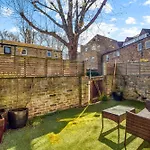 Lovely 3-Bed Clapham Common