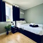 Unique Studio Flat In City 1111