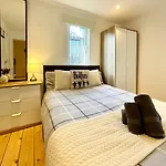 A Cosy One Double Bedroom Flat
