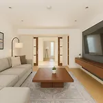 3 Bed Garden Flat In Acton