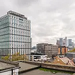 Smart 2Br City Stay With Rooftop View