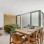 Kensington Lux - 3 Bed 2 Bath