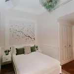 2 Chesham Hotel