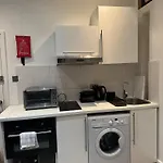 Modern Studio Off Brick Lane