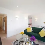London Excel Stays - One Bed Apartment