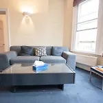 Knightsbridge Green Hotel