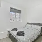 Sachin\'s 2 Bedrooms Apartment
