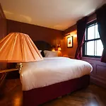 Mimi\'S Suites