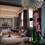 Signature Townhouse London Hyde Park