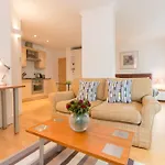 Notting Hill Apartments By Bridgestreet