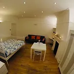Huge Double Room Near Central London